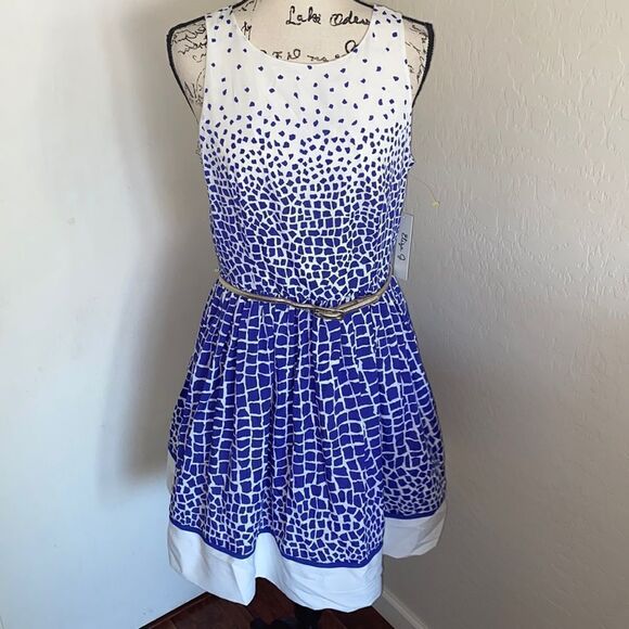 Eliza J Blue & White Multi Print Design Keyhole Dress Feminine Party Event - Picture 2 of 14
